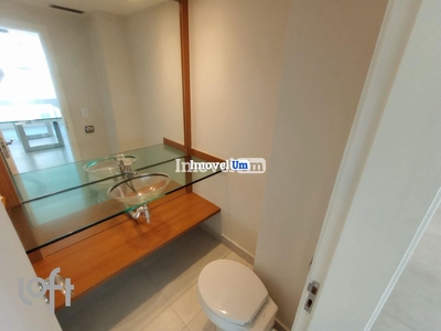 Apartamento à venda em Copacabana com 200 m², 3 quartos, 2 suítes, 1 vaga
