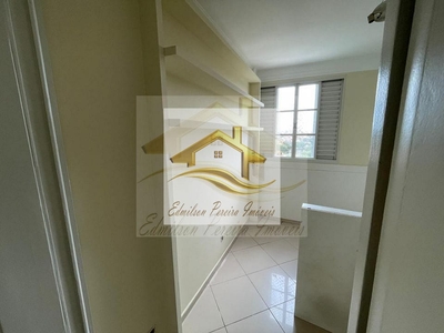 Apartamento em Andrade, Londrina/PR de 55m² 3 quartos à venda por R$ 247.000,00