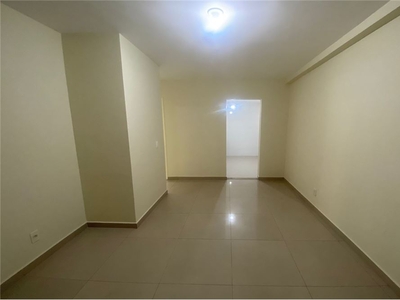 Apartamento em Camargos, Belo Horizonte/MG de 91m² 2 quartos à venda por R$ 179.000,00