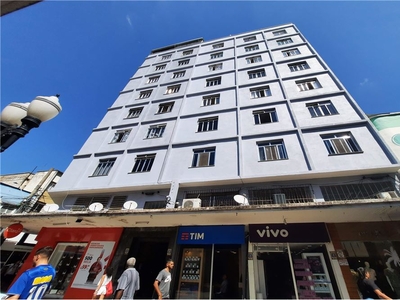 Apartamento em Centro, Juiz de Fora/MG de 45m² 1 quartos para locação R$ 500,00/mes