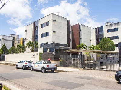 Apartamento em Ponta Negra, Natal/RN de 60m² 2 quartos à venda por R$ 129.000,00