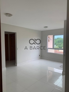 Apartamento em São Francisco, Ilhéus/BA de 70m² 3 quartos para locação R$ 2.100,00/mes