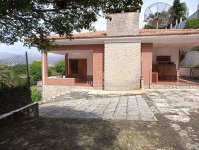 Casa em Araras, Teresópolis/RJ de 260m² 4 quartos à venda por R$ 899.000,00 ou para locação R$ 8.000,00/mes
