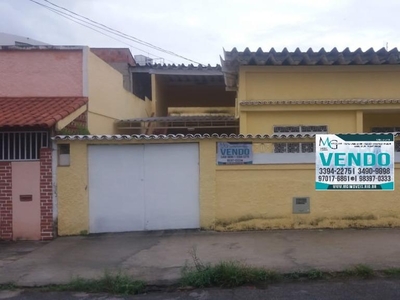 Casa em Campo Grande, Rio de Janeiro/RJ de 220m² 3 quartos à venda por R$ 449.000,00