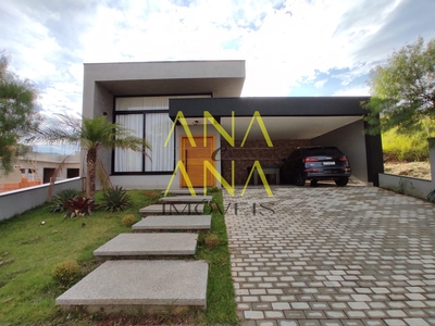 Casa em Centro, Bragança Paulista/SP de 335m² 3 quartos à venda por R$ 1.690.000,00 ou para locação R$ 10.000,00/mes