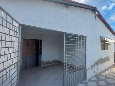 Casa em Centro, Patos/PB de 70m² 3 quartos à venda por R$ 69.000,00