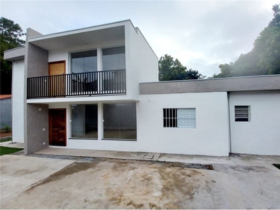 Casa em Chácaras Ceres, Suzano/SP de 176m² 3 quartos à venda por R$ 664.000,00