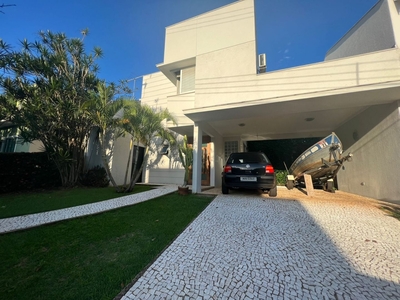 Casa em Condomínio Vale do Arvoredo, Londrina/PR de 212m² 3 quartos à venda por R$ 1.979.000,00