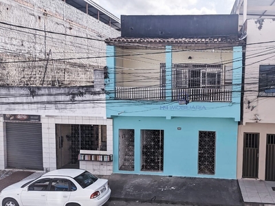 Casa em Fátima, Itabuna/BA de 150m² 4 quartos à venda por R$ 249.000,00