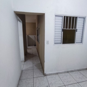 Casa em Jardim Quaresmeira, Suzano/SP de 50m² 2 quartos para locação R$ 800,00/mes