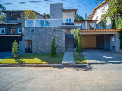 Casa em Parque Ideal, Carapicuíba/SP de 207m² 3 quartos à venda por R$ 1.379.000,00