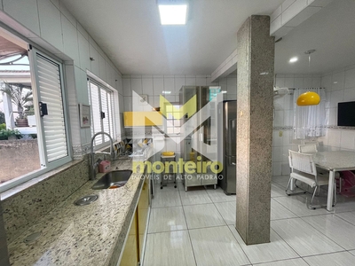 Casa em Santa Cruz, Rio de Janeiro/RJ de 277m² 5 quartos à venda por R$ 489.000,00