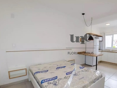 Kitnet em Trindade, Florianópolis/SC de 20m² 1 quartos para locação R$ 1.799,00/mes