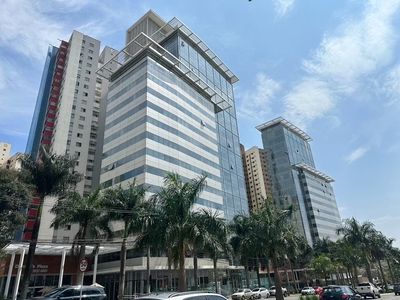 Sala em Gleba Fazenda Palhano, Londrina/PR de 315m² à venda por R$ 4.499.000,00