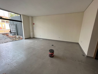 Sala em Hedy, Londrina/PR de 41m² para locação R$ 2.250,00/mes