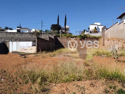 Terreno em Leda Barcelos, Araxá/MG de 10m² à venda por R$ 260.500,00