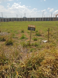 Terreno em Versalhes, São Sebastião Do Paraíso/MG de 250m² à venda por R$ 128.000,00