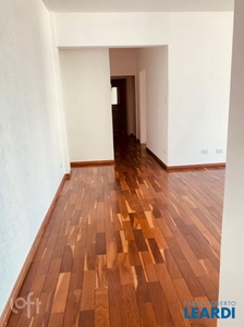 Apartamento à venda em Campo Belo com 105 m², 2 quartos, 1 vaga