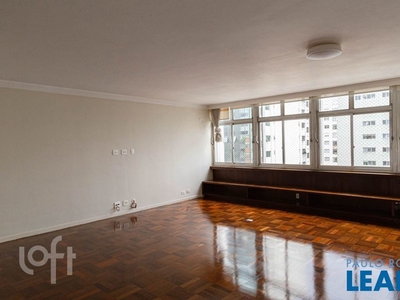 Apartamento à venda em Higienópolis com 167 m², 3 quartos, 2 suítes, 2 vagas