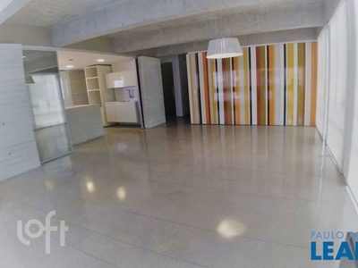 Apartamento à venda em Higienópolis com 337 m², 3 quartos, 1 suíte, 2 vagas