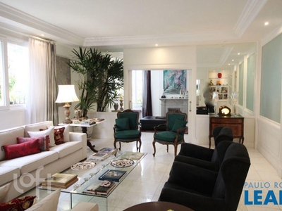 Apartamento à venda em Sumaré com 300 m², 5 quartos, 3 suítes, 2 vagas