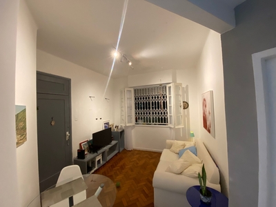 Apartamento à venda em Urca com 41 m², 1 quarto