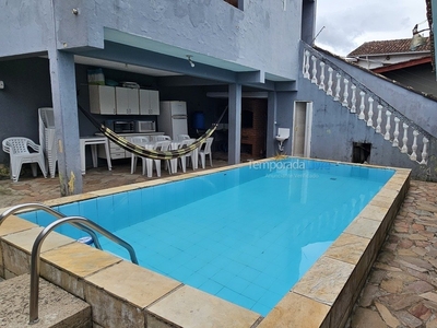 Casa, Piscina, Churrasqueira, até 20 pessoas, Praia Enseada GUARUJÁ-SP