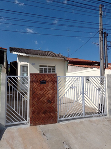 Casa Térrea Com Ótima Localização Com Total Infra Estrutura