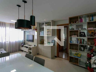 Apartamento com 3 quartos à venda no bairro Serra, 65m²