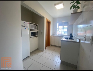 Apartamento no Bairro Vila Nova em Blumenau com 2 Dormitórios (1 suíte) e 75 m²