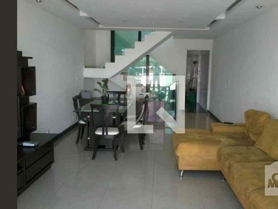 Casa com 3 quartos à venda no bairro Santa Rosa, 200m²