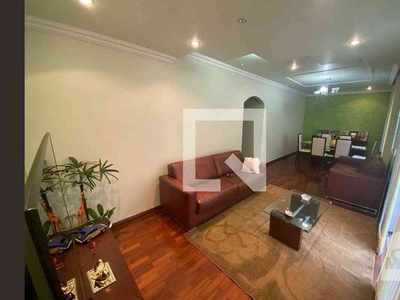 Casa com 4 quartos à venda no bairro Alto dos Pinheiros, 220m²