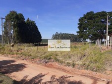 Terreno à venda no bairro Cocaes em Sarapuí