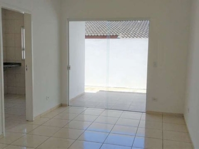 Casa com 2 dormitórios, 2 banheiros e área gourmet - venda por R$ 255.000 ou aluguel por R$ 1.570/mês - Cond. Residencial Villágio Righi - Caçapava/SP