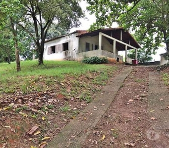 Casa de 2 qts em Araçatiba - MaricáRJ
