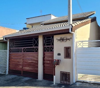 Vendo Linda Casa 2 Dor,2 Vagas Atibaia -Isenta de IPTU.