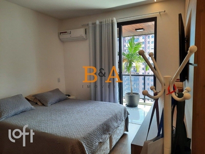 Apartamento à venda em Barra da Tijuca com 220 m², 4 quartos, 2 suítes, 3 vagas
