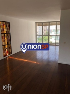 Apartamento à venda em Morumbi com 170 m², 4 quartos, 1 suíte, 3 vagas