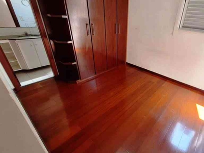 Apartamento com 2 quartos para alugar no bairro Buritis, 65m²