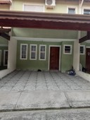 Casa de Condomínio à venda por R$ 325.000