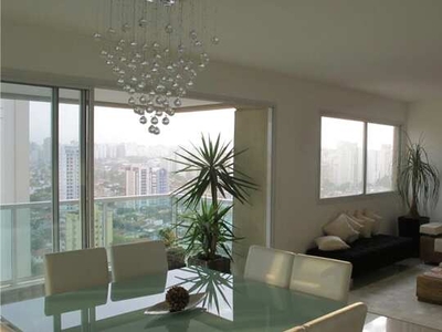 Apartamento 198m² mobiliado decorado Brooklin 3 suites 3 Vagas