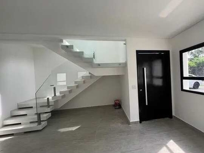 Linda casa para locação no condomínio em Arujá/SP, com 450 m² total de área