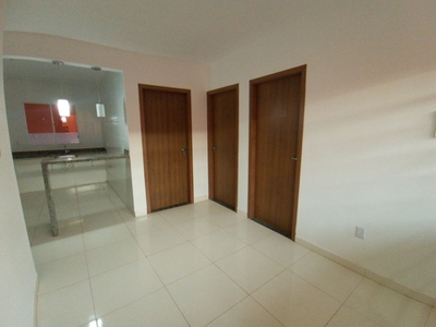 Apartamento à venda com 2 quartos em Jardim Perola Da Barragem I, Águas Lindas de Goiás