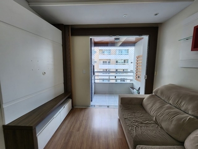 Apartamento à venda possui 70 metros quadrados com 2 quartos em Capoeiras - Florianópolis