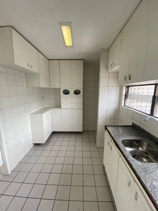 Apartamento com 2 Quartos e 1 banheiro para Alugar, 80 m² por R$ 3.200/Mês