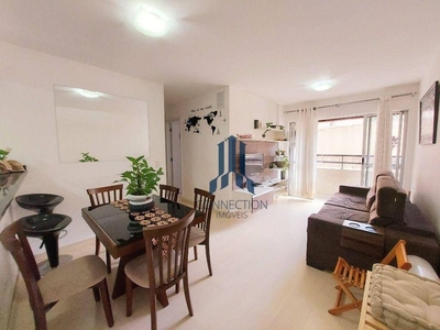 Apartamento com 3 dormitórios para alugar, 74 m² por R$ 3.101,00/mês - Cabral - Curitiba/P