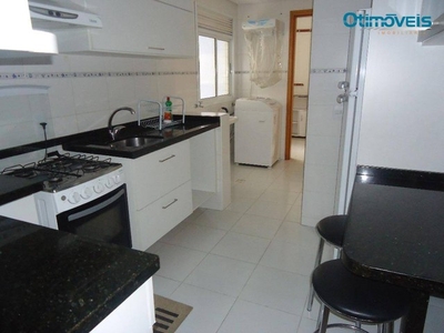 Apartamento com 3 dormitórios para alugar, 89 m² por R$ 3.735,00/mês - Champagnat - Curiti