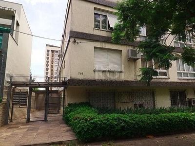 Apartamento para Venda - 92.88m², 2 dormitórios, sendo 2 suites, 1 vaga - Petrópolis