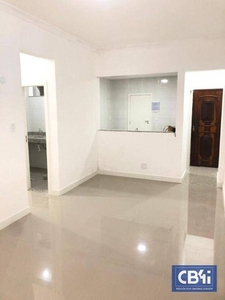 Apartamento Reformado com 2 dormitórios com 1 vaga à venda, 70 m² por R$ 590.000 - Laranje