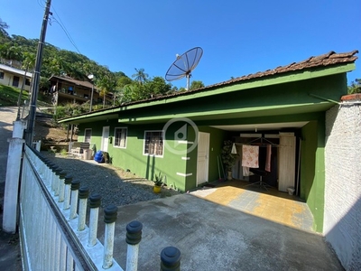 Casa à venda no bairro Centro - Guaramirim/SC